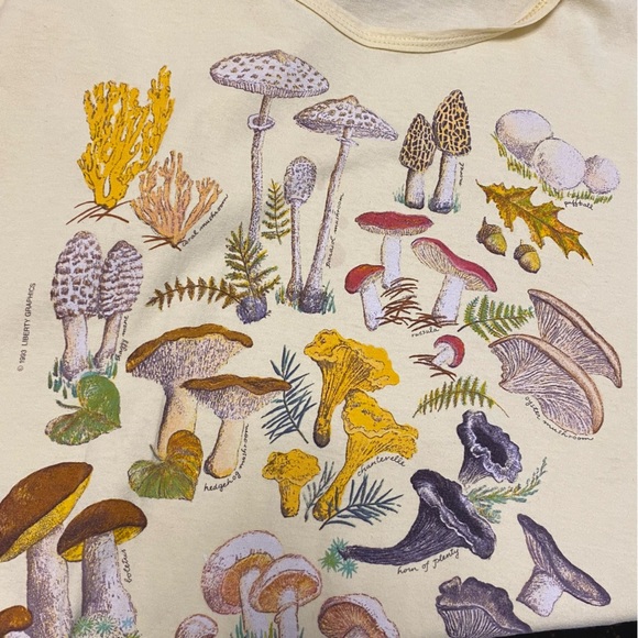Vintage 1993 Mushroom T-shirt Pale Yellow Mushrooms Anvil Single Stitch USA Rare - Picture 4 of 16